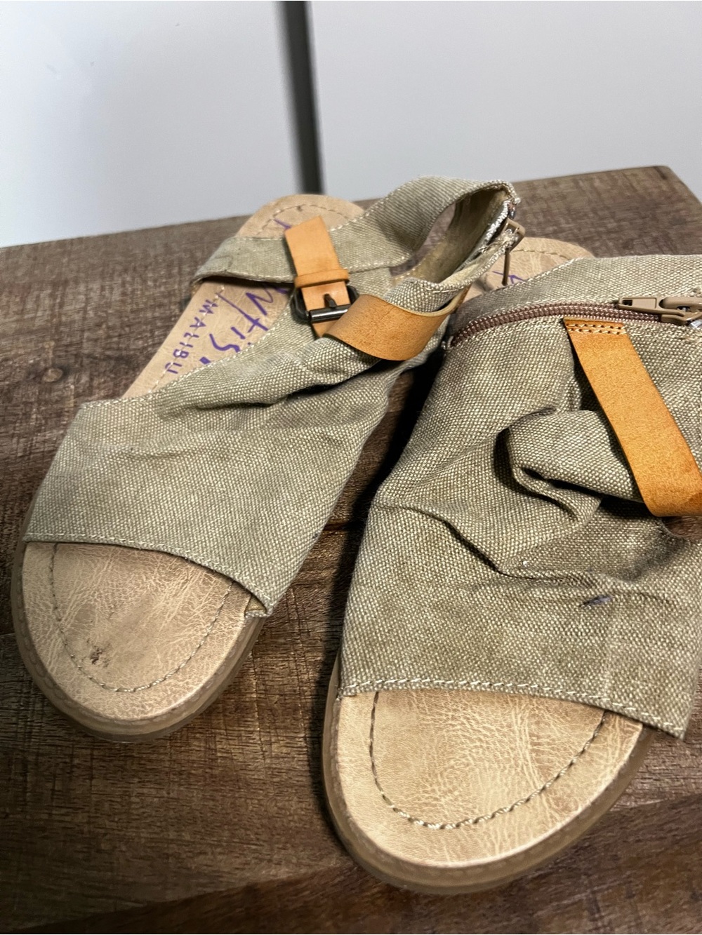 Casual Olive Green & Tan Crossband Women's Sandals